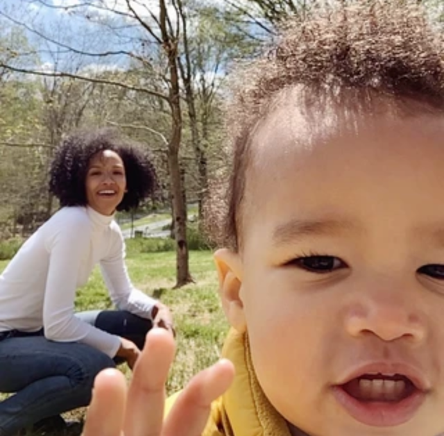 rebecca allen with daughter