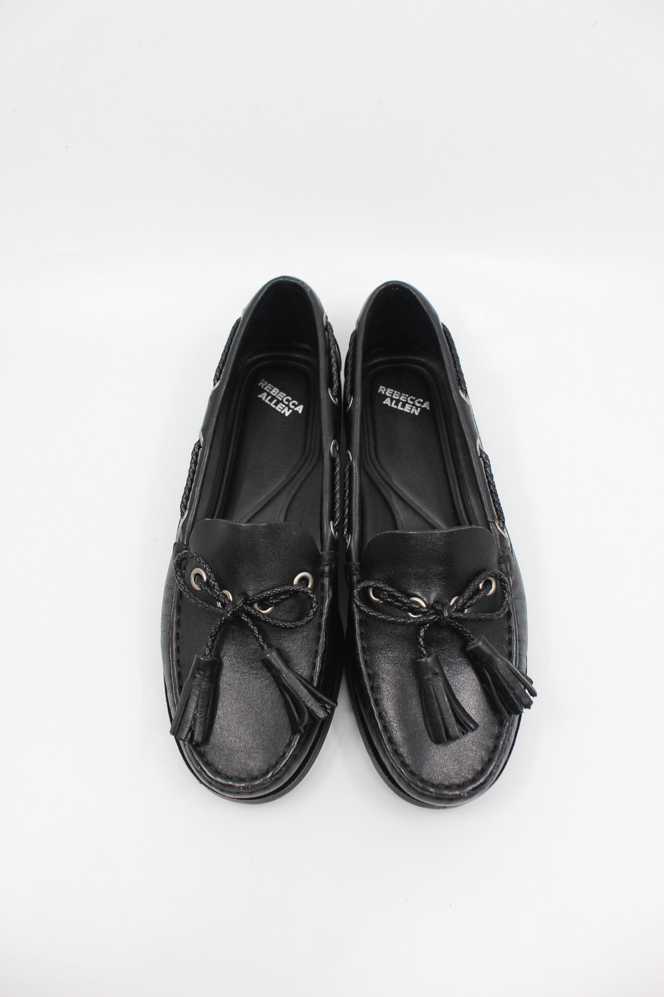 The Captain Boat, BLACK
