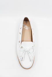 The Captain Boat, WHITE