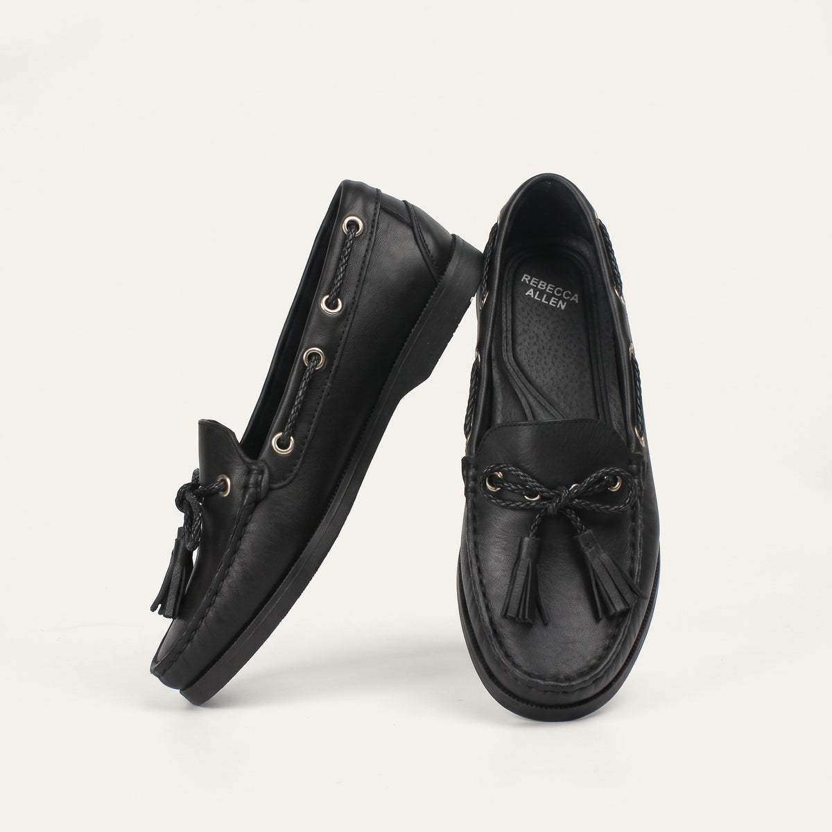 The Captain Boat, BLACK