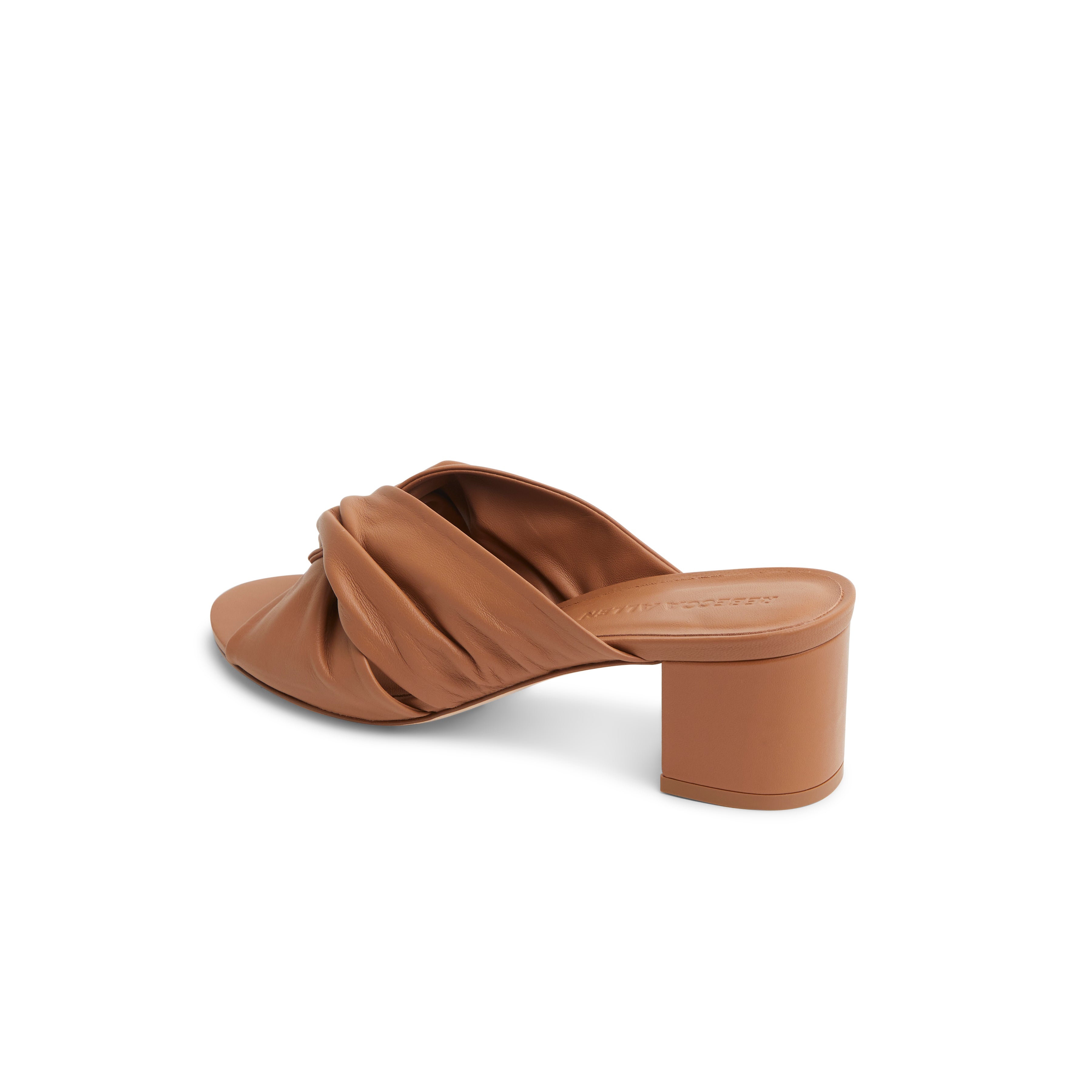 The Twist, Nude III Leather