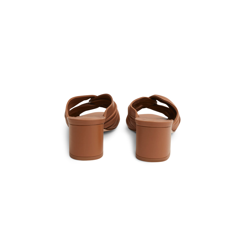 The Twist, Nude III Leather