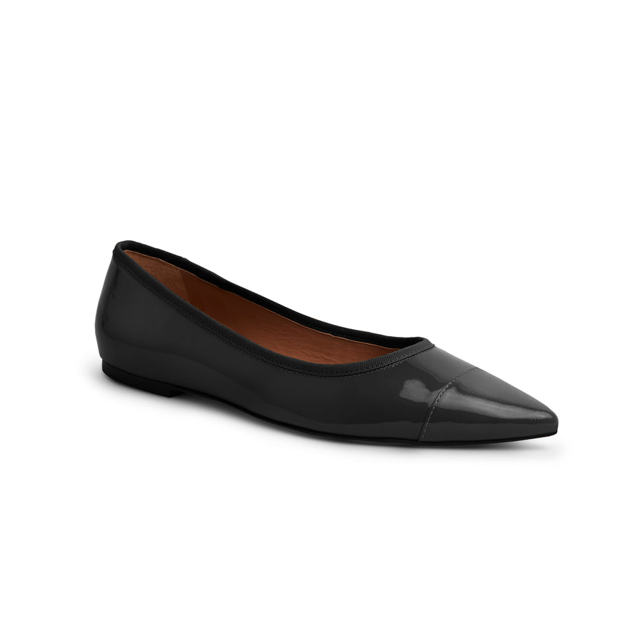 The Skim, Black